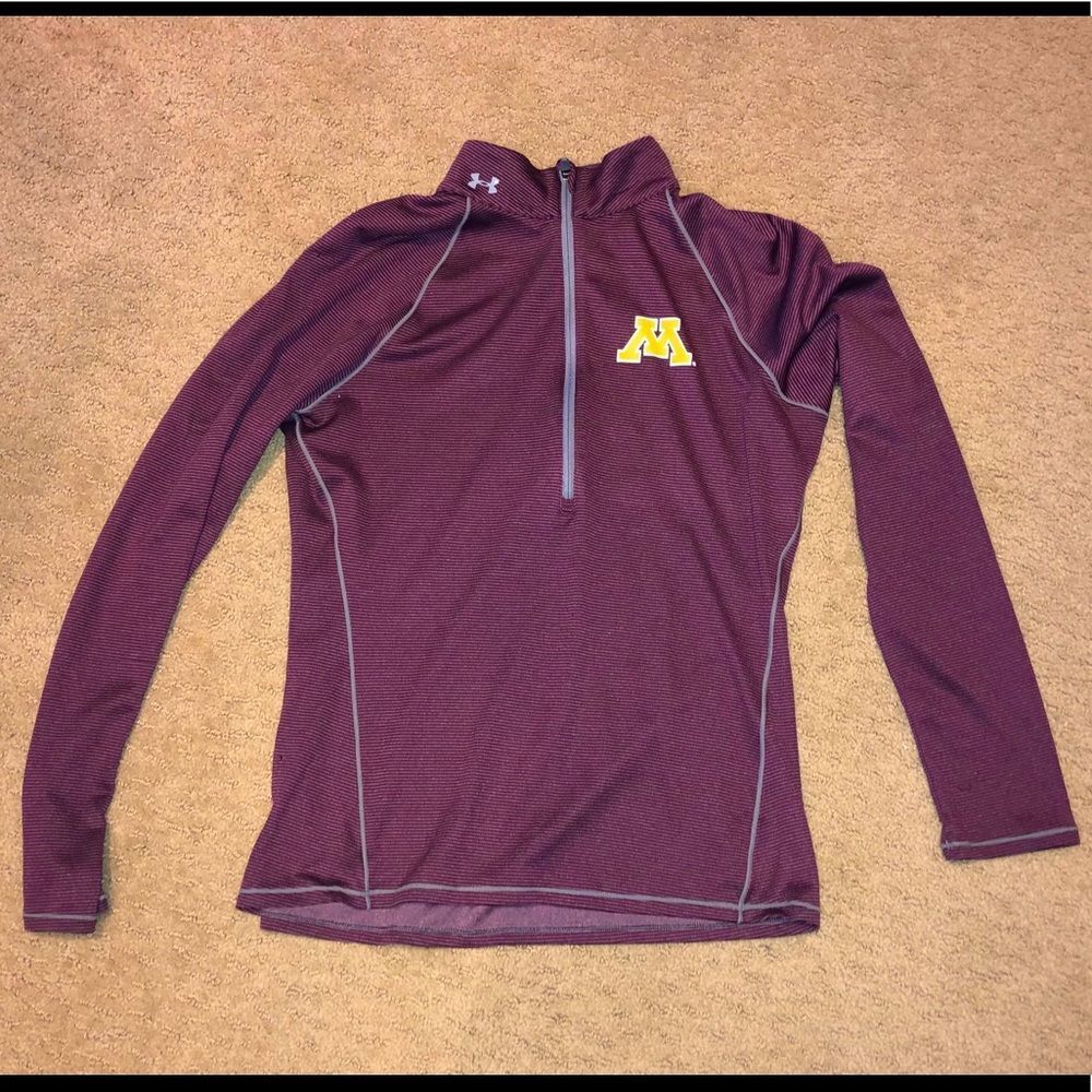Under Armour Burgundy Lightweight Pullover Women’s Athletic Long Sleeve Top